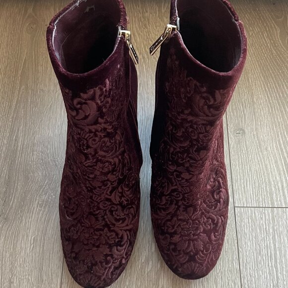 Velvet Embroidered Booties - Picture 3 of 6
